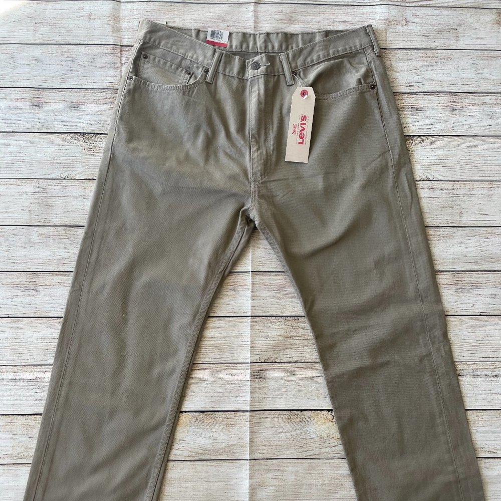 NEW Levis 505 Men 38 x 32 Regular Fit  Beige Jeans Denim Cotton Red Tab Casual